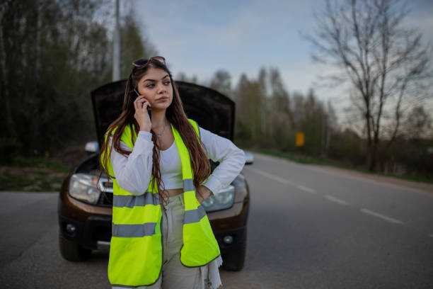 Stranded on the Road? Here’s What to Do Before Calling a Tow Truck